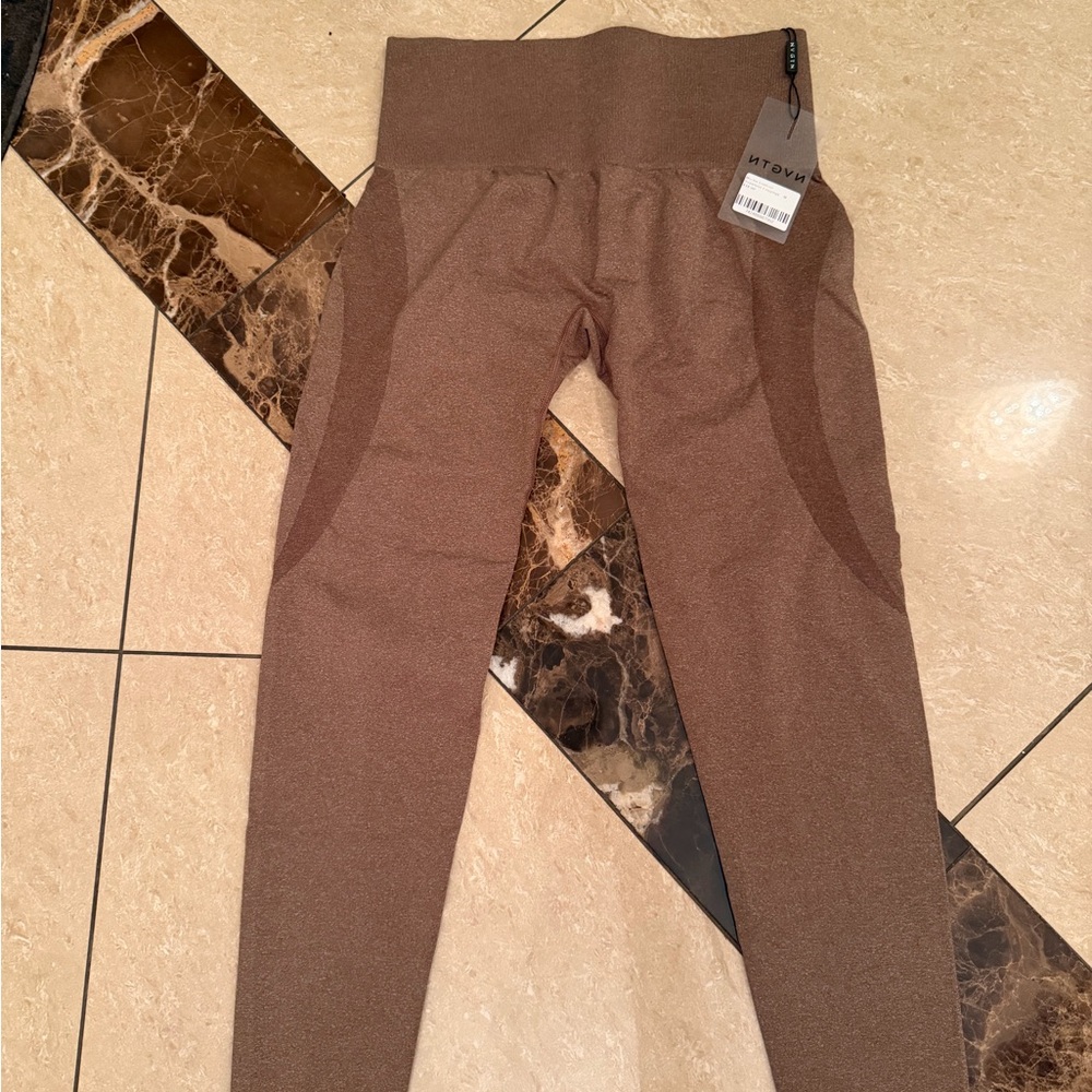 NVGTN MOCHA CONTOUR LEGGING